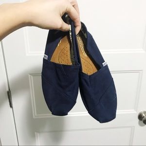 💥CLEAROUT SALE💥 Navy blue Tom shoes